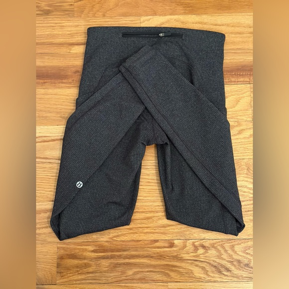 Lululemon Speed Up Tight *28" - Picture 3 of 7